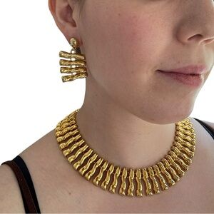 Vintage 80s Gold Tone Necklace & Earrings Set